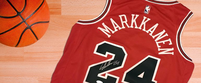 Get A Chance To Win Lauri Markkanen's Signed Jersey At Rizk Casino!